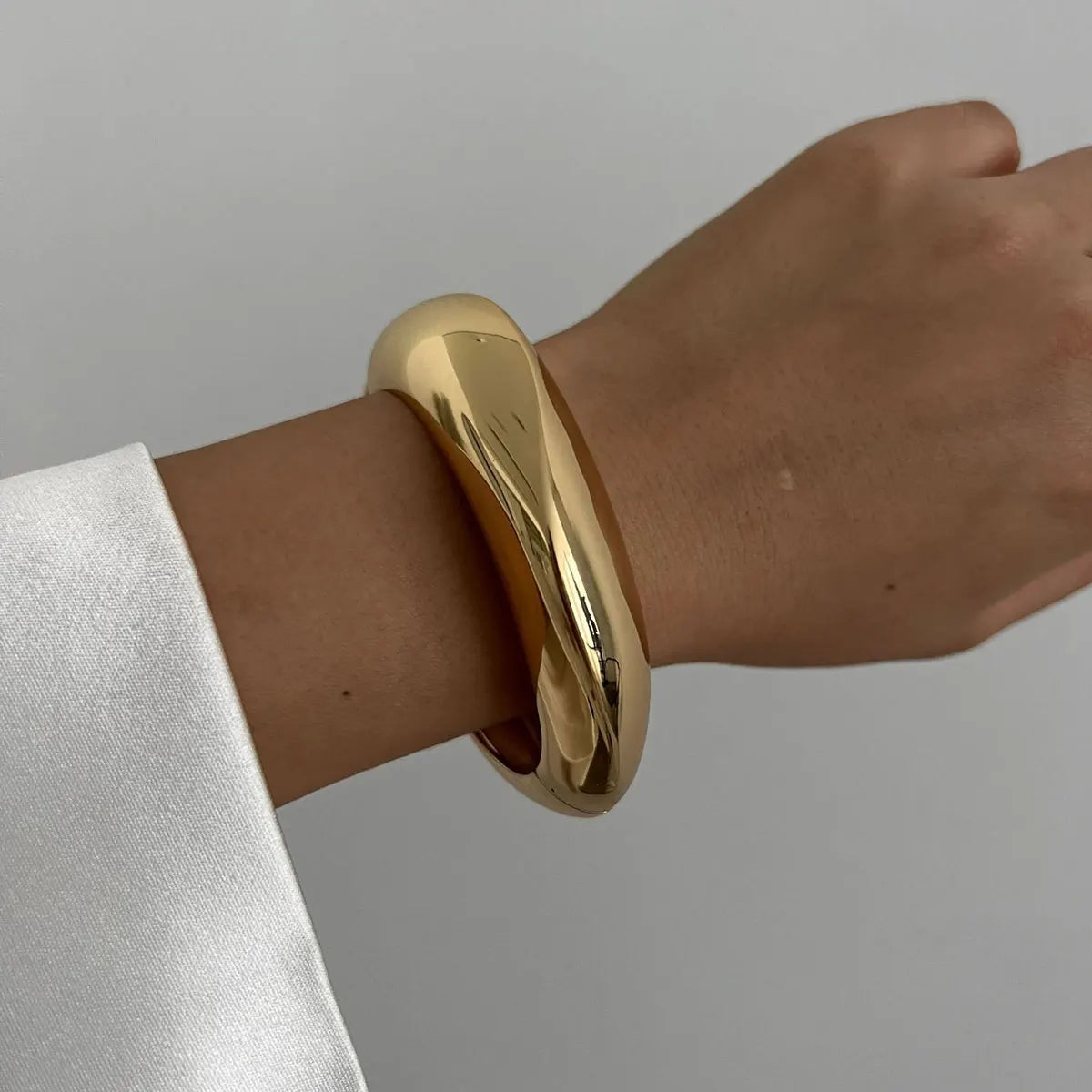 Glossy Gold Color Bracelet Bangles Women Jewelry